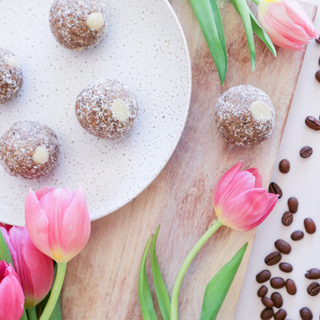 Vanilla Crème Latte Protein Balls